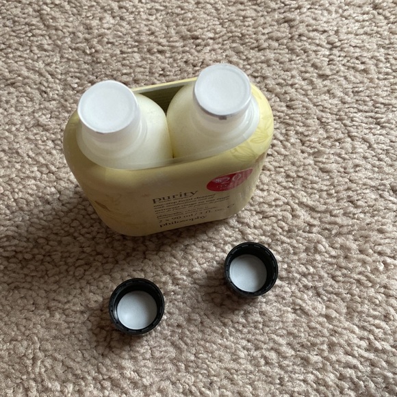 Philosophy Facial Cleanser - Picture 4 of 5